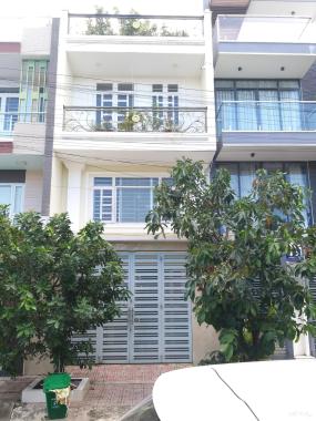 Bán nhà mặt phố đường 251, Phường Phước Long B, Quận 9, Hồ Chí Minh diện tích 200m2 giá 24,7 tỷ