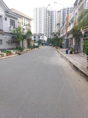 Bán nhà mặt phố đường 251, Phường Phước Long B, Quận 9, Hồ Chí Minh diện tích 200m2 giá 24,7 tỷ