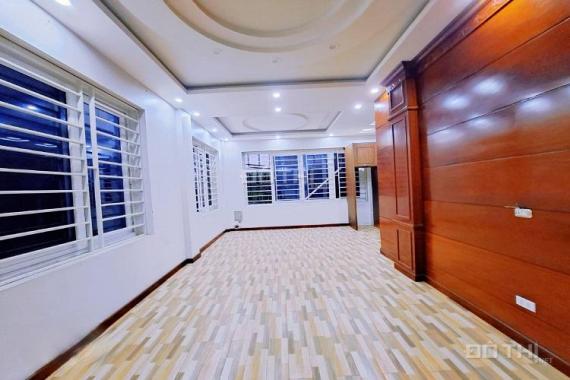 Tòa 8 tầng phố Xuân La căn góc 130m2 47.9 tỷ. Tổng 12 căn hộ khép kín, ô tô đỗ cửa. DT 100 tr/th