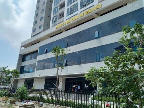 Cho thuê căn hộ chung cư 4 ngủ mặt phố Nguyễn Xiển, DT 132m2 giá 11 triệu/tháng