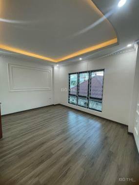 Bán nhà ngõ 72 Dương Quảng Hàm, Quan Hoa, Cầu Giấy 35m2 xây 5 tầng mới giá 4.8 tỷ