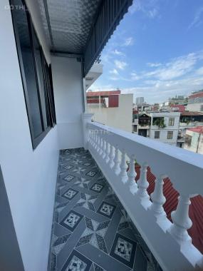 Bán nhà ngõ 72 Dương Quảng Hàm, Quan Hoa, Cầu Giấy 35m2 xây 5 tầng mới giá 4.8 tỷ