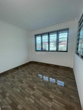 Bán nhà ngõ 72 Dương Quảng Hàm, Quan Hoa, Cầu Giấy 35m2 xây 5 tầng mới giá 4.8 tỷ