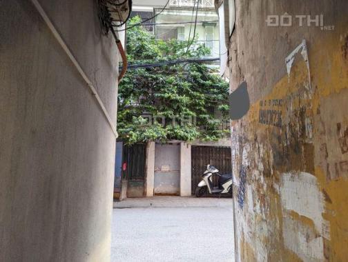 BÁN ĐẤT GIÁ RẺ ngõ Thịnh Hào 1, phố Tôn Đức Thắng Đống Đa dtích 60m2. Giá 4,3 tỷ