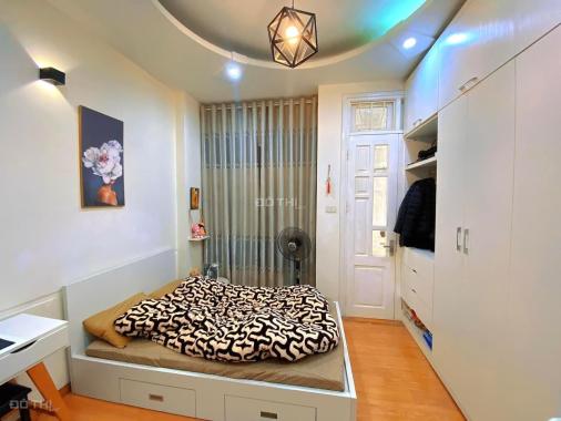 Bán nhà ngõ 23 Giang Văn Minh - Ba Đình - 5 tầng gần phố ở luôn giá 3,5 tỷ lH 0949787838