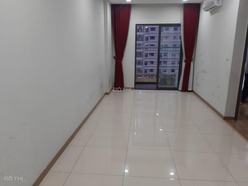 Bán căn 1 + 1 50m2 giá tốt tòa Xuân Mai Complex. LH - 0982 511 503