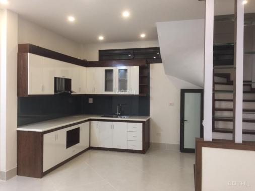 Bán nhà đường Liễu Giai, Đào Tấn, Ba Đình 35m2 xây 5 tầng mới, nhà đẹp, gần phố giá 4,2 tỷ