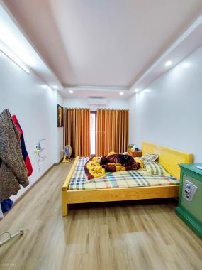 Bán nhà An Dương - lô góc - ô tô đỗ cửa - 40m2 - 3 tầng - 5.6 tỷ