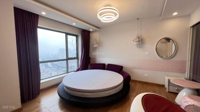 Cho thuê căn hộ chung cư Sky City Towers - 88 Láng Hạ, diện tích 145m2, 3 ngủ, đủ nội thất