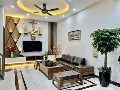 Thật! Bán nhà Thái Hà, Đống Đa, mặt ngõ ôtô, 35m2, 5 tầng, 4,3 tỷ