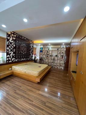 Bán nhà phố Giảng Võ ô tô tránh kinh doanh văn phòng giáp phố - 80m2x4T 10,8 tỷ