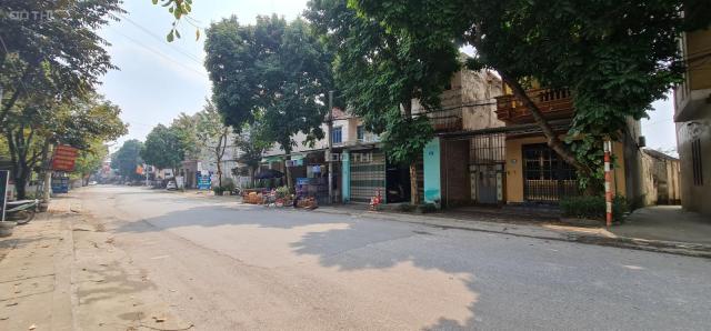 Bán gấp nhà thị trấn Thắng, Bắc Giang, 93m2 x 3 tầng, kinh doanh sầm uất - MTG