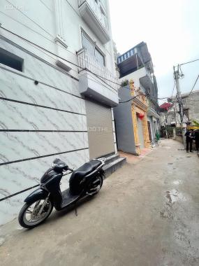 Bán gấp căn góc 3 mặt thoáng gần ga Yên Nghĩa, Hà Đông, Hà Nội. DT 35m2x5T mới 100%. Giá rẻ 2,15 tỷ