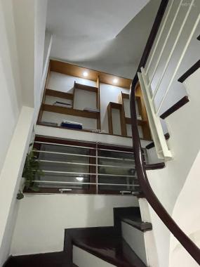 Siêu hiếm nhà phố Giảng Võ  ÔTô kinh doanh 35m2 5tầng MT 7m chỉ 6,3 tỷ.