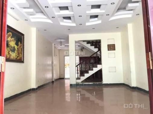 Bán Nhà Phân Lô, Phố Tam Trinh, 69M2x5T, MT:5.5M, Vỉa Hè, Ô Tô Tránh, Giá Chỉ 15.2 Tỷ. 0972.562.305