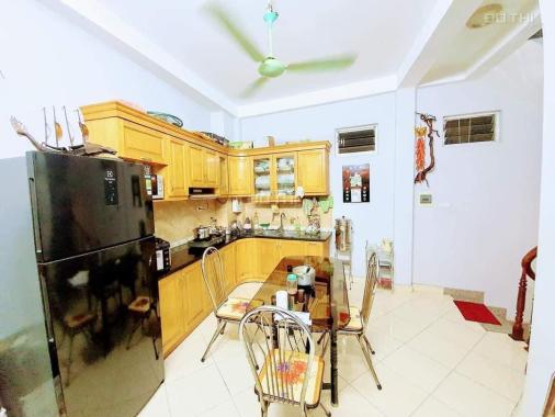 Nhà mặt phố Thanh Nhàn, kinh doanh đỉnh, 60m2 x 4T, giá chỉ 250 triệu/m2, 0985868893