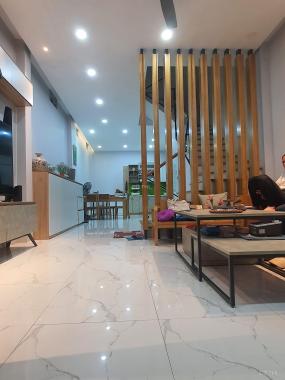 Nhà đẹp ở Vĩnh Hưng, Lô góc 3 thoáng, Ô tô vào nhà, Kinh Doanh, 90m2, 6.95 tỷ