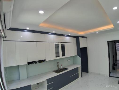 Bán nhà phố Xuân Thủy Cầu Giấy 50m2, 6 tầng, thang máy gara ô tô kinh doanh chỉ 11,5 tỷ