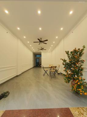 Cần bán gấp nhà phố Duy Tân 60m2, 7T, thang máy full nội thất, 3 thoáng,ô tô,  kinh doanh sầm uất
