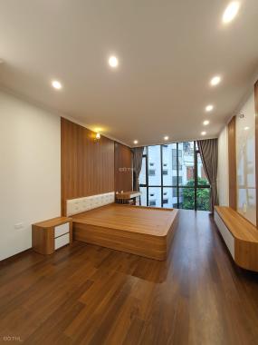 Cần bán gấp nhà phố Duy Tân 60m2, 7T, thang máy full nội thất, 3 thoáng,ô tô,  kinh doanh sầm uất