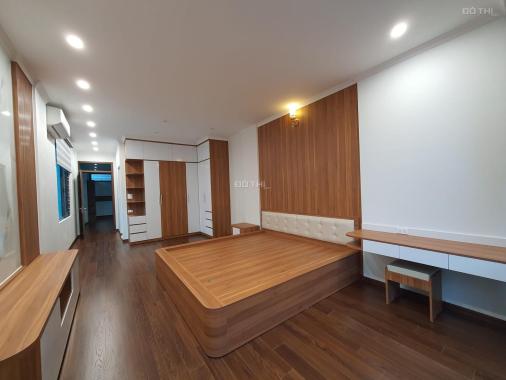 Cần bán gấp nhà phố Duy Tân 60m2, 7T, thang máy full nội thất, 3 thoáng,ô tô,  kinh doanh sầm uất