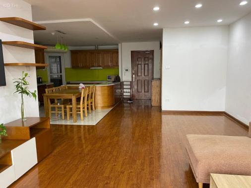 Cho thuê căn hộ chung cư tại phố Hoàng Đạo Thúy, phường Trung Hòa, Cầu Giấy, Hà Nội diện tích 130m2