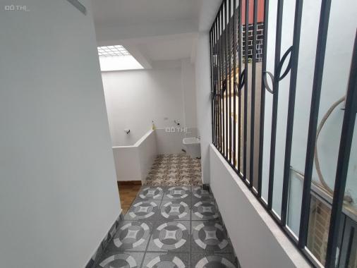Nhà xây mới đẹp,thoáng trước sau,cạnh KĐT Ciputra phố Phú Thượng,Tây Hồ.25m2*5T, giá 1.9 tỷ