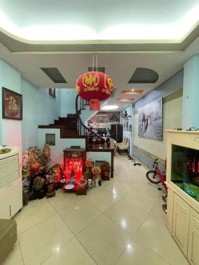 Bán Nhà Hoàng Cầu 6 tầng, ở ngay- 50m2 giá 6 tỷ- Gần Ô tô, Nhà tự Xây tâm huyết.