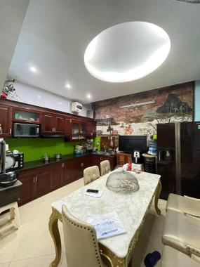 Bán Nhà Hoàng Cầu 6 tầng, ở ngay- 50m2 giá 6 tỷ- Gần Ô tô, Nhà tự Xây tâm huyết.