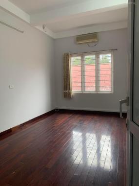 Tôi cần bán nhà đầu ngõ Nghĩa Dũng, giá 4.8 tỷ, 42m2x4T, ngõ rộng