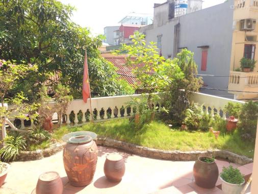 Biệt thự thu nhỏ Sài Đồng, gara ô tô, rộng 100m2, nhỉnh 9 tỷ