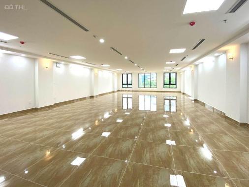 Bán nhà mặt phố tại Đường Nguyễn Văn Huyên, Quan Hoa, Cầu Giấy, Hà Nội diện tích 420m2 giá 280 tỷ