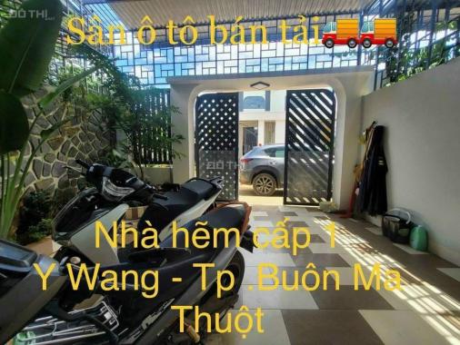 Hạ 2,45 còn 2,05 tỷ nhà mê lửng Y Wang bao nội thất 5,5x28m 3 ngủ 0918024679 Quỳnh Anh