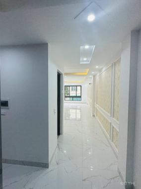 Bán nhà DV Giếng Sen - La Khê view hồ, bể bơi La Khê, Hà Đông 6T 50m2 thang máy, giá 10,3tỷ