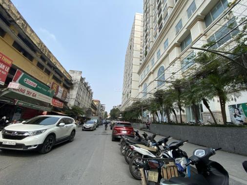 Bán gấp nhà phố Lạc Trung, kinh doanh, ô tô, 2 thoáng, DT 69m2, giá 7.4 tỷ