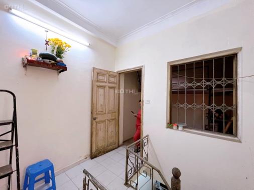 Bán nhà riêng tại Phố Chùa Láng, Đống Đa, Hà Nội 6 tầng ,diện tích 86m2 giá 8 Tỷ