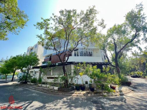 Nhà góc 2 mặt tiền 6x19m 3 lầu st phường Tân Phong Quận 7. Tây Tứ Trạch