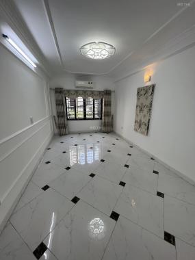 Bán nhà 40m2*5T BV Nông Nghiệp, ôtô đỗ, lô góc, nhà đẹp dân xây giá 3 tỷ