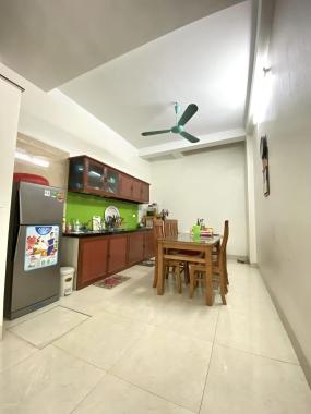 Bán nhà riêng tại Đường Phú Diễn, Phường Phú Diễn, Bắc Từ Liêm 36m2 giá 3.95 Tỷ