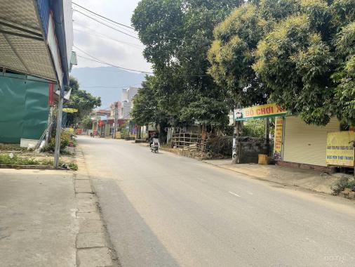 BÁN 137M2 ĐẤT TRỤC CHÍNH YÊN BÌNH, PHÍA SAU GIÁP UBND XÃ, KINH DOANH BUÔN BÁN ĐẸP, GIÁ HƠN 2 TỶ