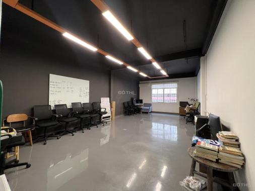 Cho thuê nhà mới đẹp MT Nguyễn Thị Minh Khai, Q1 - 5x24m 4tầng giá rẻ 7.000$ TL