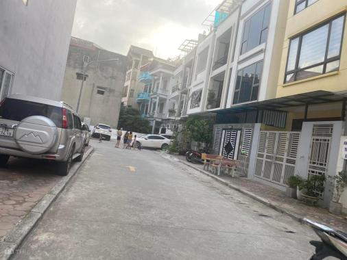 Bán nhà 65m2x3,5T Ngọc Hồi, ôtô tránh, nhà đẹp kinh doanh giá 5tỷ500! LH gấp 0362296595