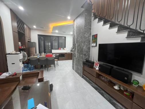 Bán nhà 65m2x3,5T Ngọc Hồi, ôtô tránh, nhà đẹp kinh doanh giá 5tỷ500! LH gấp 0362296595