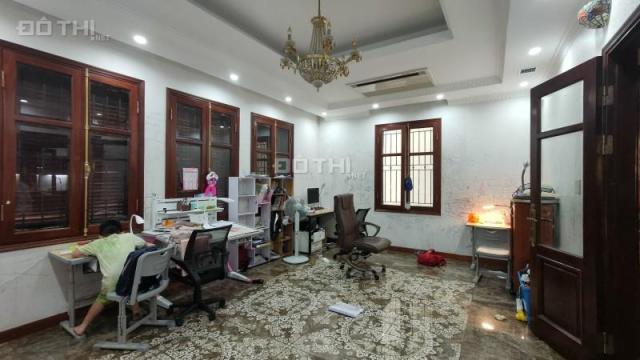Bán Gấp 335m5T Nhà Ngõ 195 Đội Cấn Quận Ba/Đ 60 Tỷ Đội Cấn.