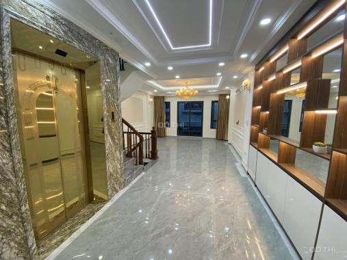 Bán nhà mặt phố Nguyễn Văn Huyên, Cầu Giấy 60m2 xây 7 tầng, thang máy giá 15 tỷ