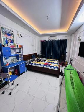 Bán nhà Lê Hồng Phong, ngõ xe máy tránh, diện tích 43m, giá 4.7 Tỷ