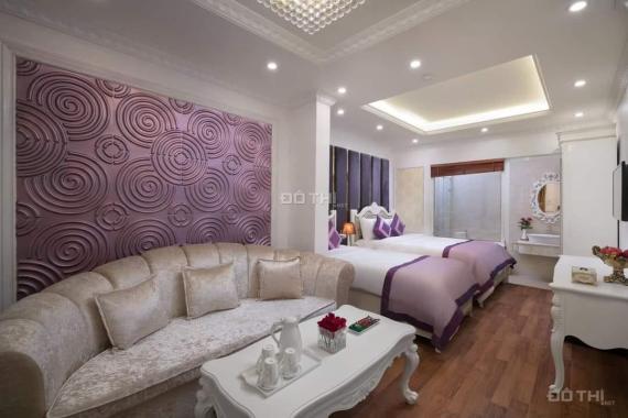 BÁN KHÁCH SẠN VIP 5* PHỐ CỔ - DÒNG TIỀN 15TỶ/ NĂM