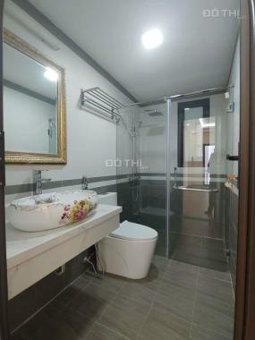 Bán nhà phố Đỗ Quang, Cầu Giấy, 70m2, 7 tầng kinh doanh phòng khám, siêu thị, giá 24,8 tỷ
