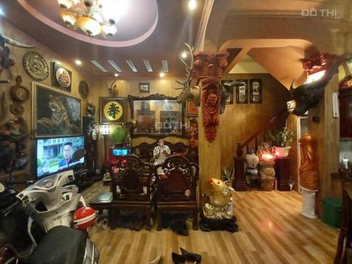Bán nhà 45m2x5T Tựu Liệt, ôtô đỗ, dân xây, nội thất tiền tỷ giá 3tỷ600