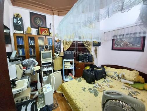 Bán nhà 45m2x5T Tựu Liệt, ôtô đỗ, dân xây, nội thất tiền tỷ giá 3tỷ600